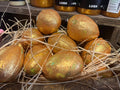 LUSH Golden Egg 金蛋泡泡浴球｜英國進口節慶禮物